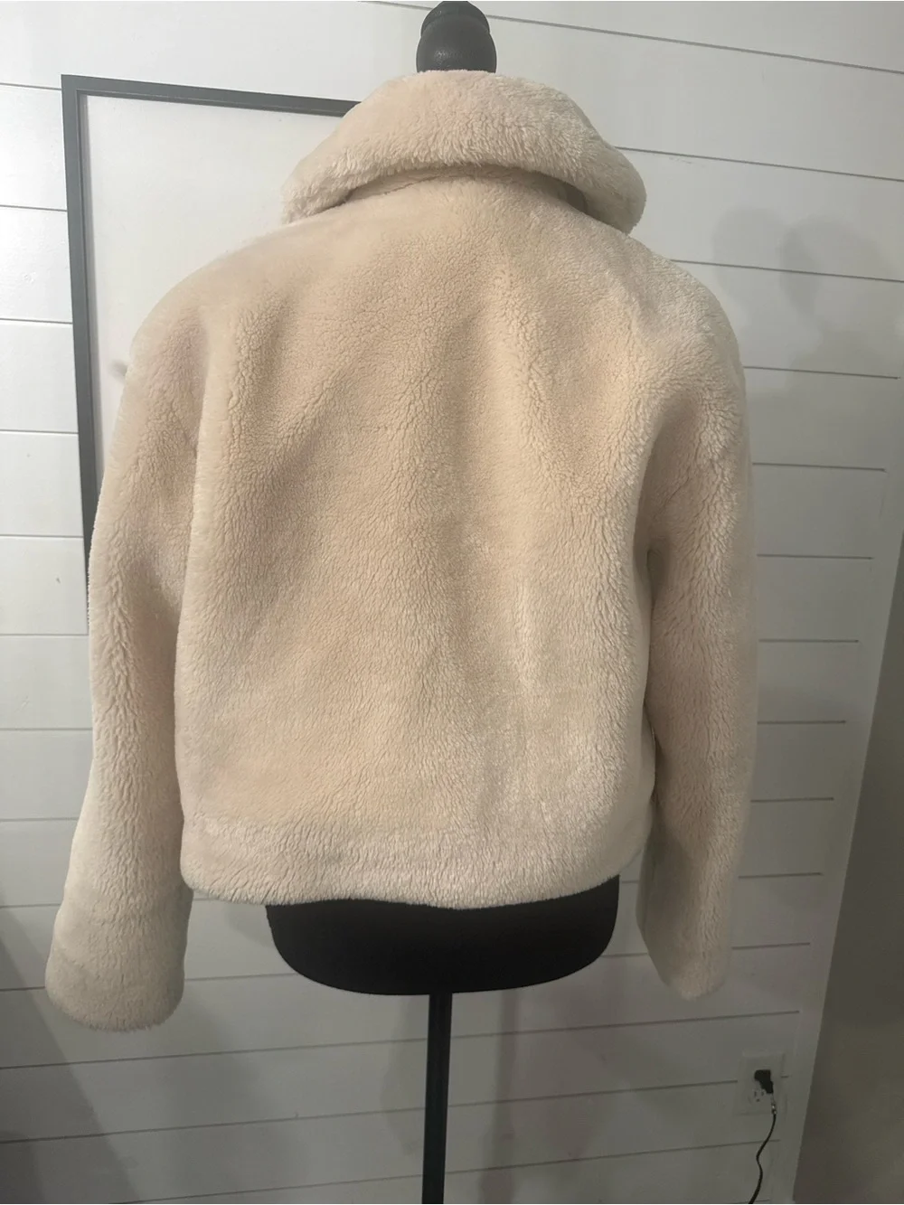 Club Monaco Women’s Novah Cropped Faux Fur Teddy Jacket XS
